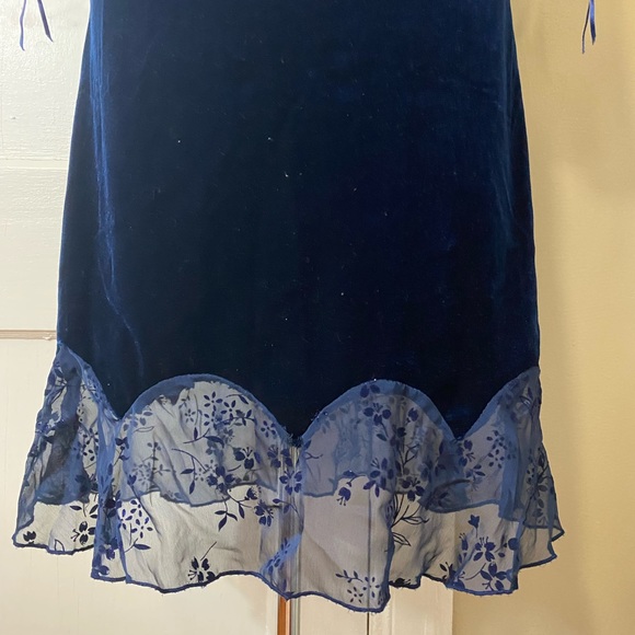 Gorgeous y2k romantic velvet empire waist long sleeve lace dress - Picture 6 of 6